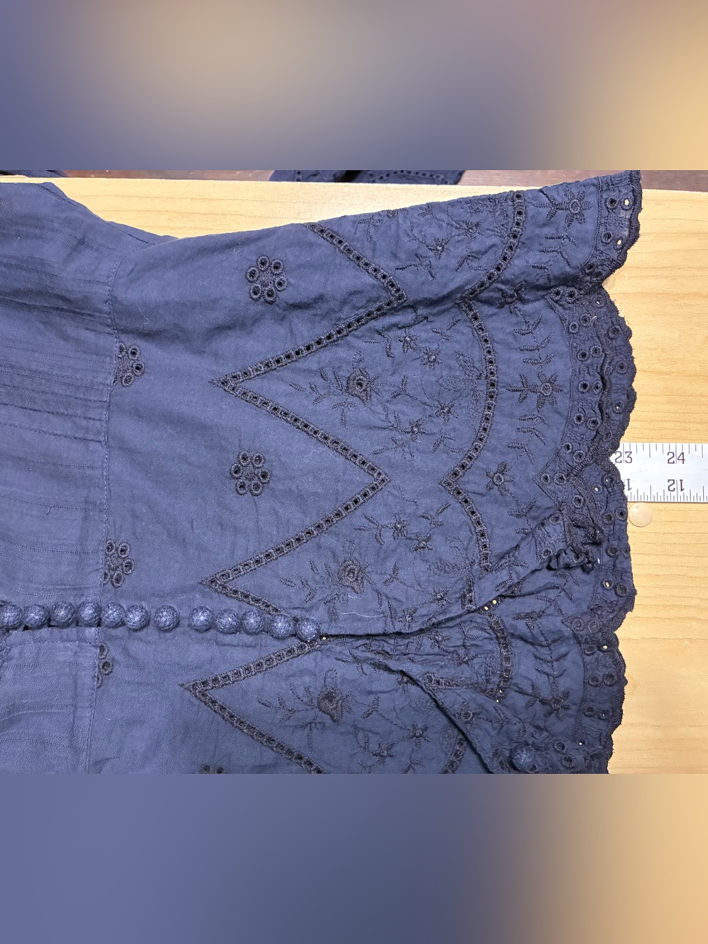 Y2K LaROK Embroidered Eyelet Bell Sleeve Ruffle Trim Scalloped Hem Top Navy M - Picture 8 of 8